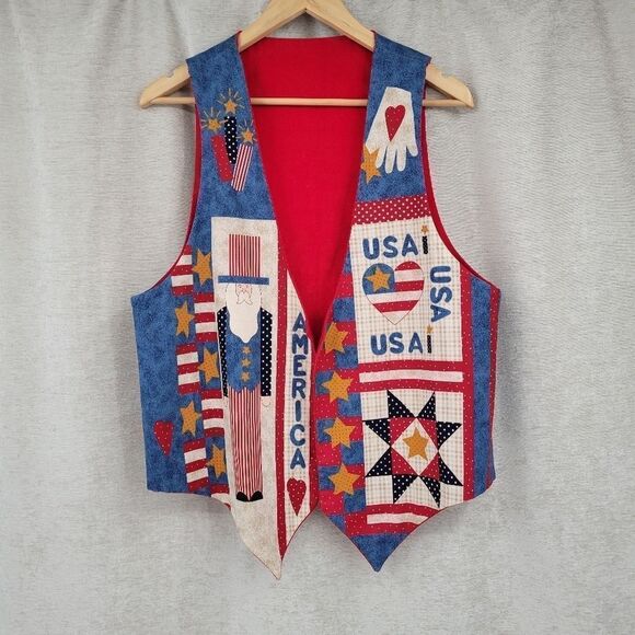 Reversible Patriotic Vest Quilt Patchwork Print Americana  and Red Corduroy - Picture 1 of 6
